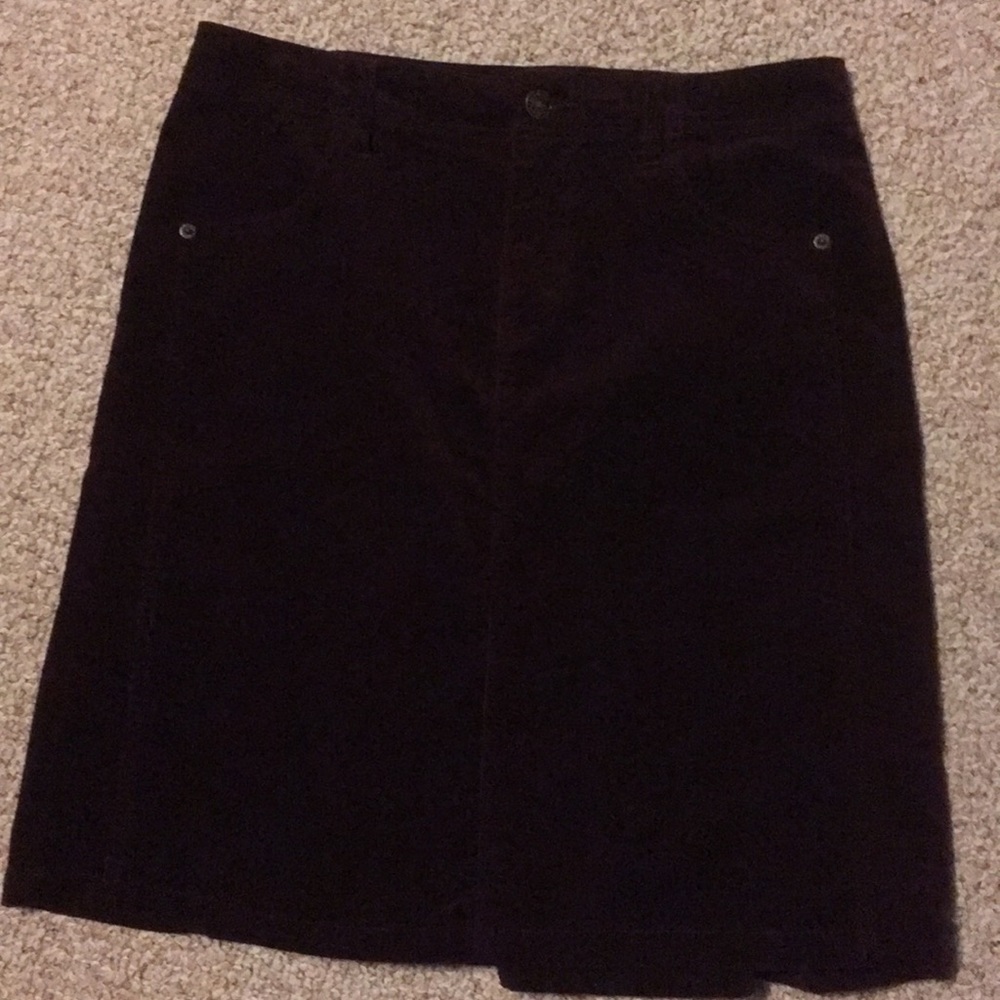 NWOT  Plum colored Corduroy Skirt 💜